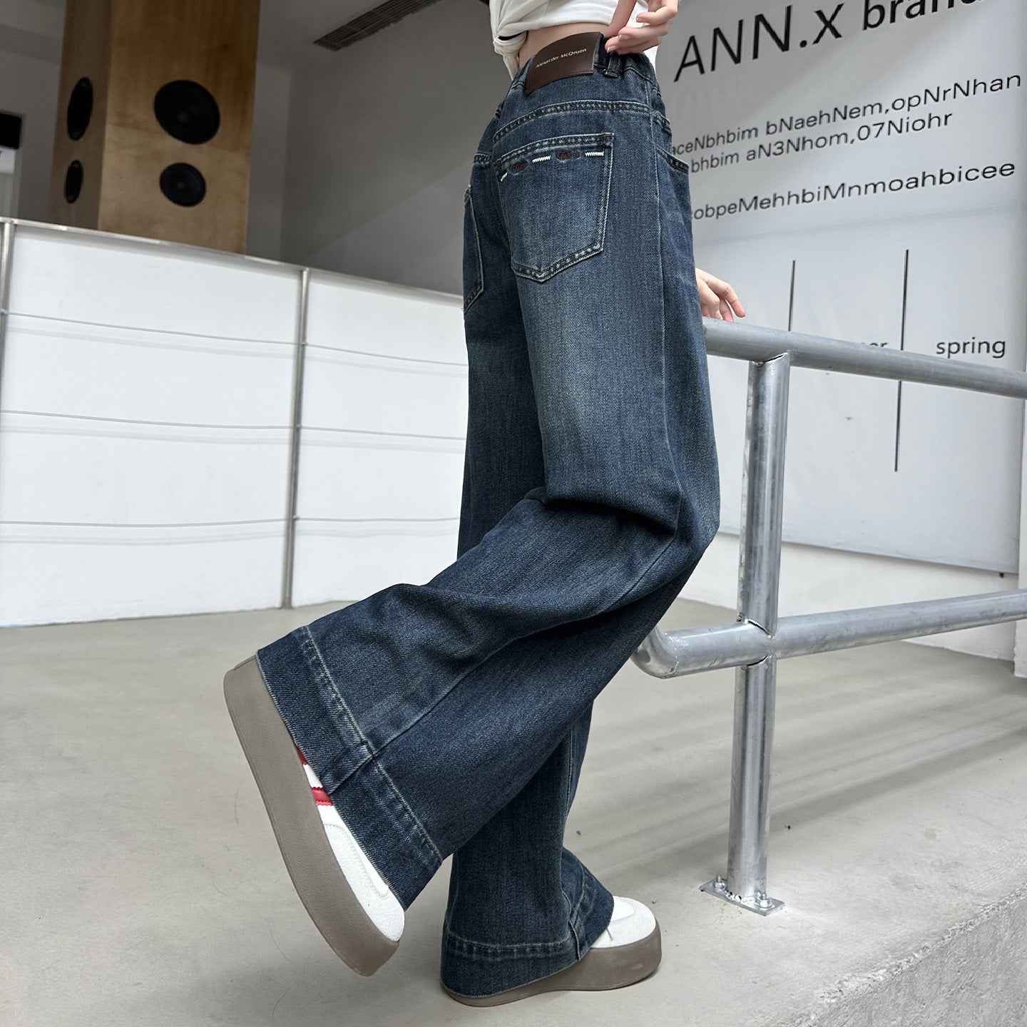 Girls' Denim Wide-Leg Pants Straight Loose Long Pants Stylish Children's Trousers Trendy