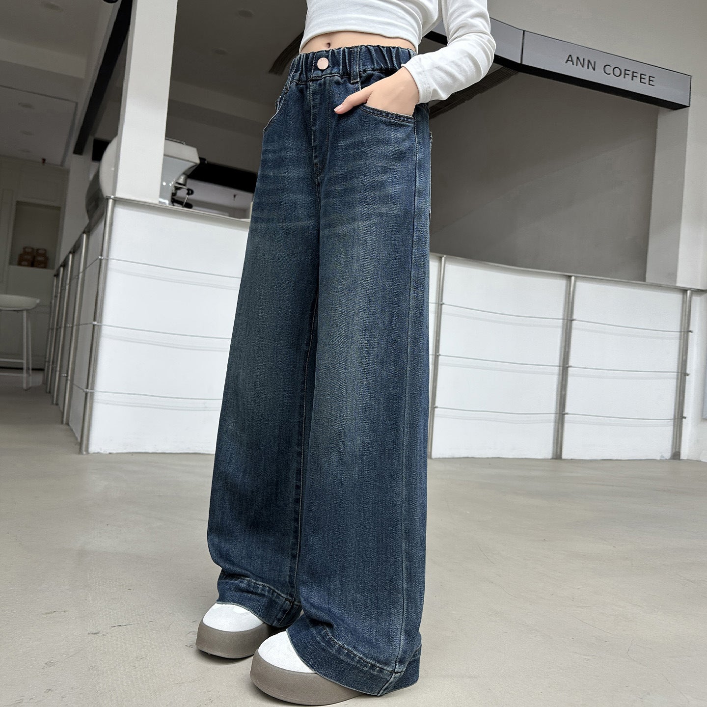 Girls' Denim Wide-Leg Pants Straight Loose Long Pants Stylish Children's Trousers Trendy